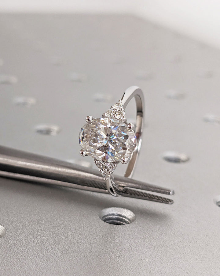 2.0CT Oval Cut Cluster Lab Grown Diamond Engagement Ring For Women