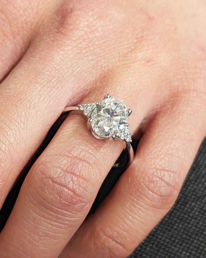 2.0CT Oval Cut Cluster Lab Grown Diamond Engagement Ring For Women