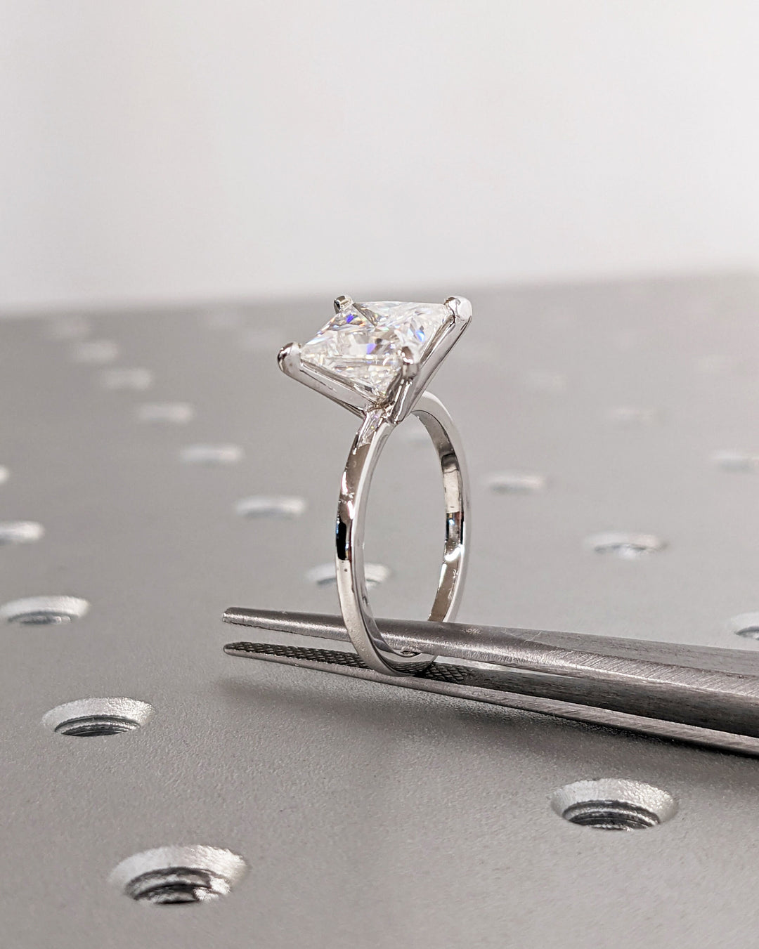 2.0CT Princess Cut Solitaire Lab Grown Diamond Engagement Ring For Women
