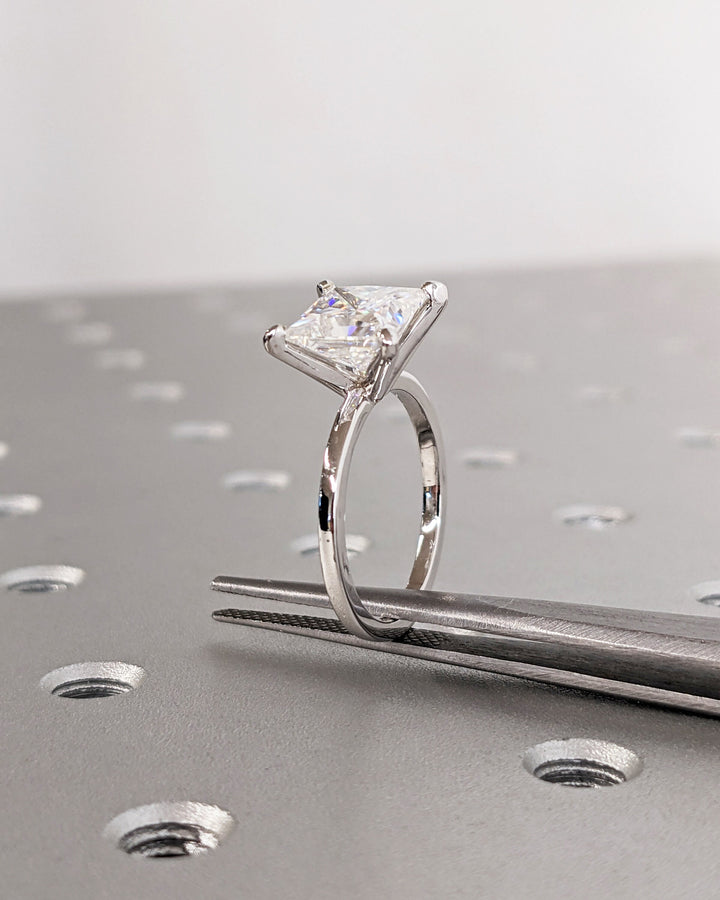 2.0CT Princess Cut Solitaire Lab Grown Diamond Engagement Ring For Women