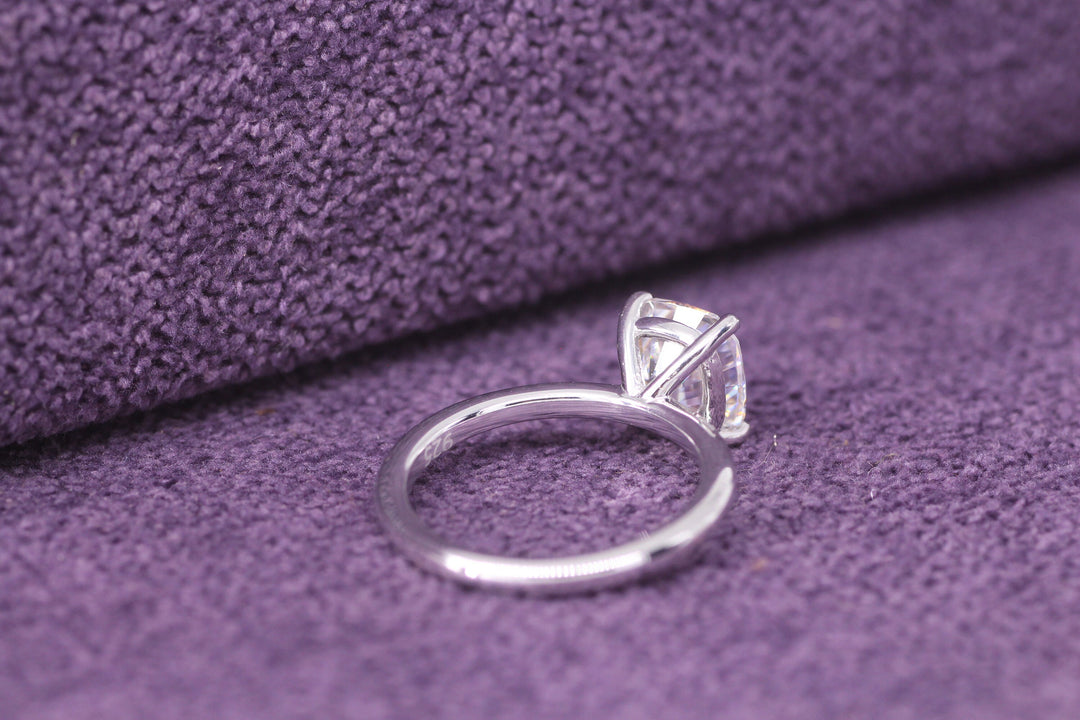 2.0CT Cushion Cut Solitaire Lab Grown Diamond Engagement Ring For Her
