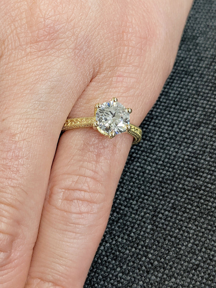 1.0CT Round Cut Vintage Lab Grown Diamond Engagement Ring For Women