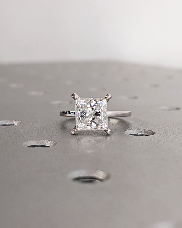 2.0CT Princess Cut Solitaire Lab Grown Diamond Engagement Ring For Women
