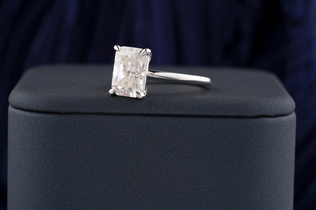 3.50CT Radiant Cut Solitaire Lab Grown Diamond Engagement Ring For Her Minimalist Wedding Ring