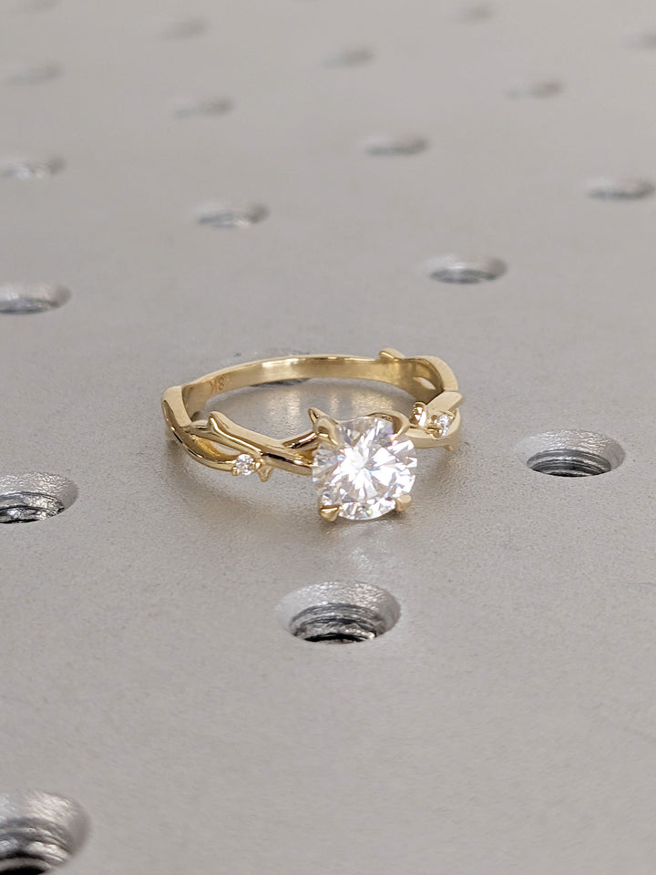 1.0CT Round Cut Twig Lab Grown Diamond Engagement Ring in 18K Yellow Gold