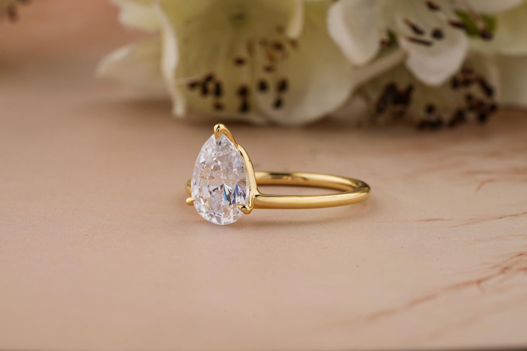 1.50CT Pear Cut Solitaire Lab Grown Diamond Engagement Ring For Her