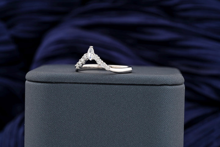 0.4CT Round & Marquise Cut Curved CVD EF/VVS Diamond Wedding Band For Women
