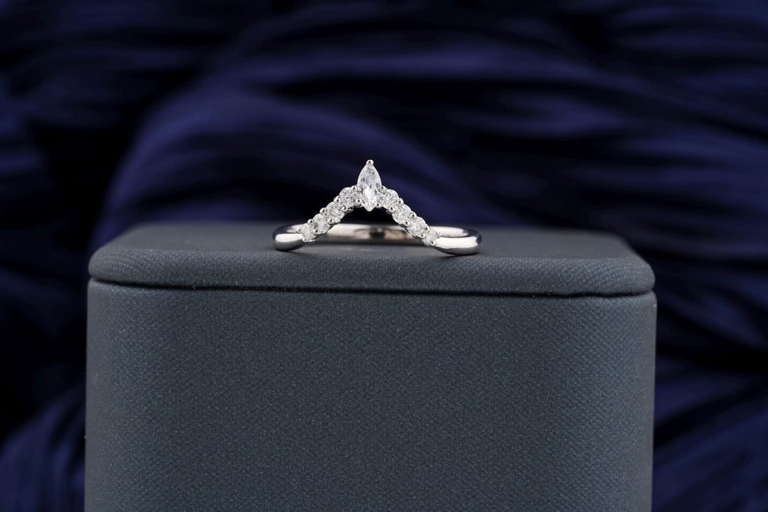 0.4CT Round & Marquise Cut Curved CVD EF/VVS Diamond Wedding Band For Women