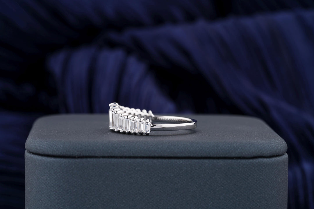 2.20CT Baguette Cut Vertical Step Stone Set CVD EF/VVS Diamond Wedding Band For Her