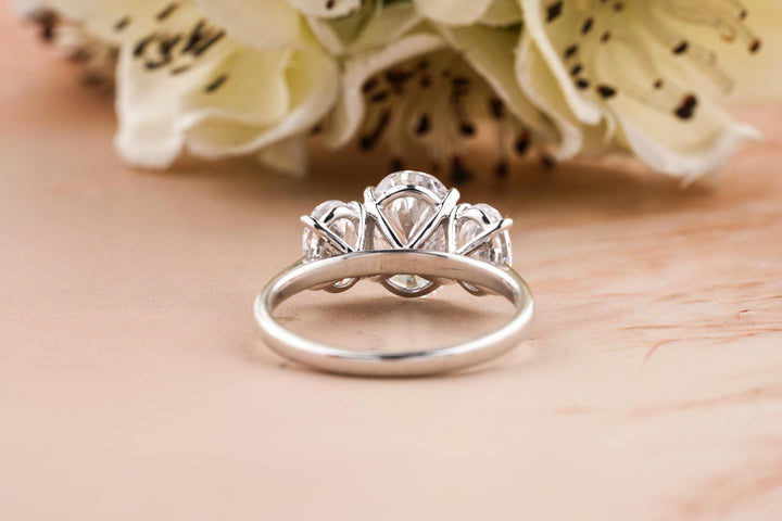 2.0CT Oval Cut 3 Stone Lab Grown Diamond Engagement Ring For Women