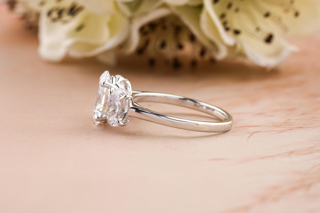 2.0CT Oval Cut 3 Stone Lab Grown Diamond Engagement Ring For Women