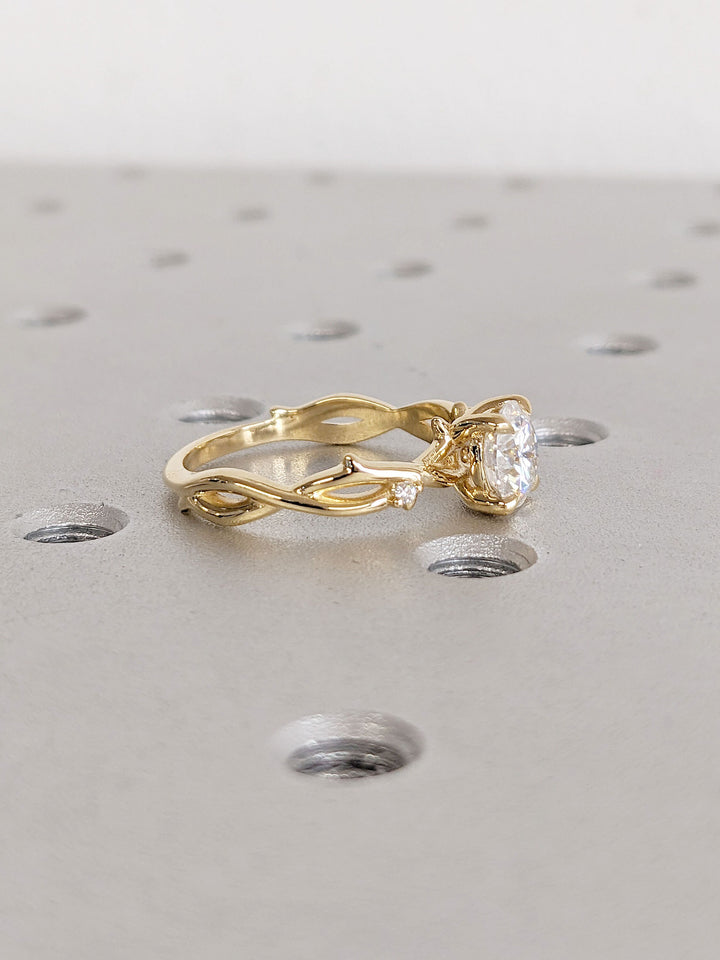 1.0CT Round Cut Twig Lab Grown Diamond Engagement Ring in 18K Yellow Gold