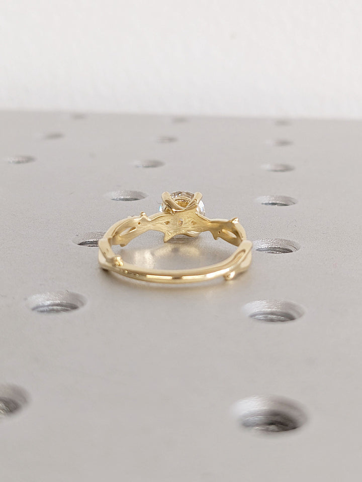 1.0CT Round Cut Twig Lab Grown Diamond Engagement Ring in 18K Yellow Gold