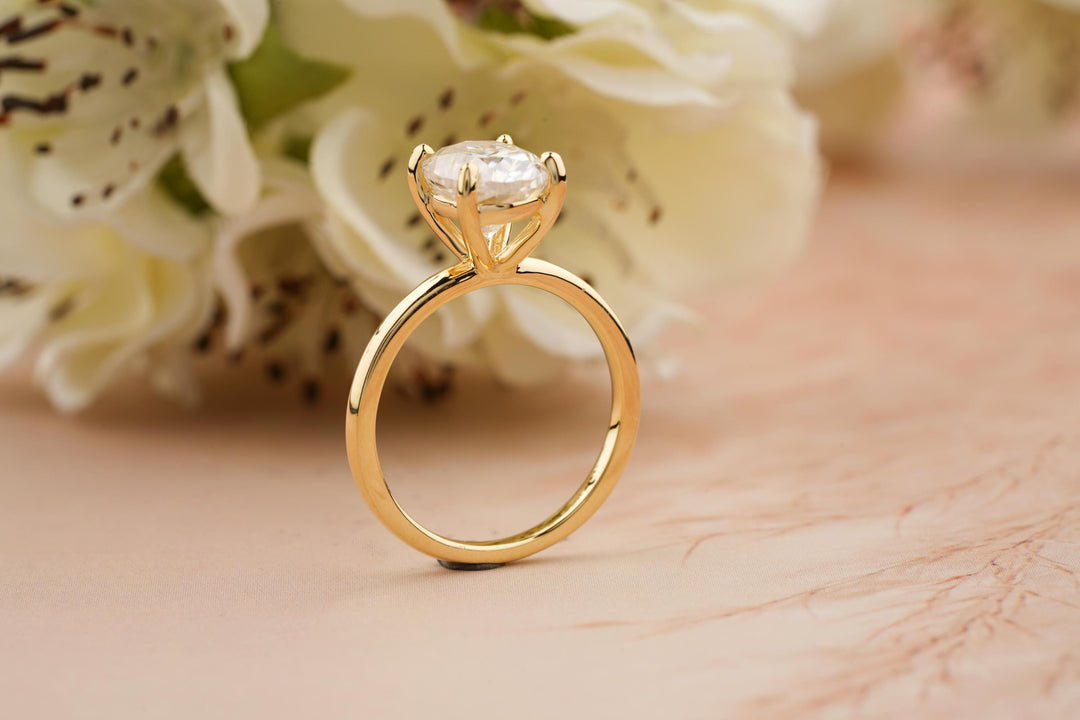 1.50CT Oval Cut Solitaire Lab Grown Diamond Engagement Ring For Women