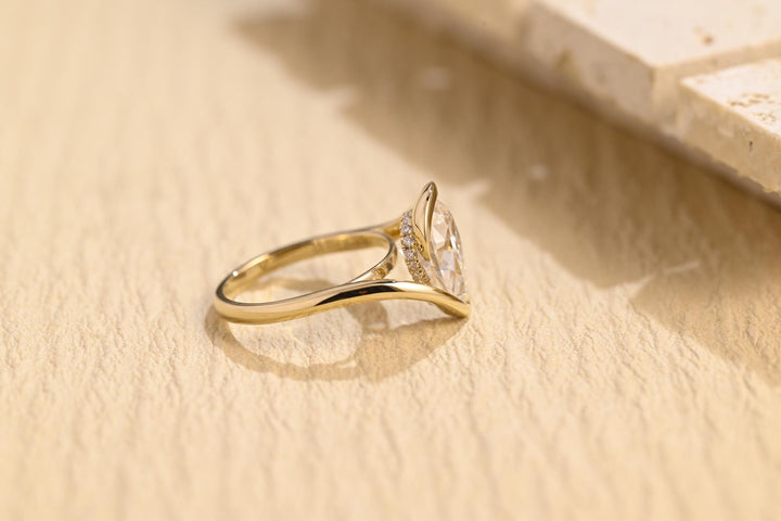 2.0CT Pear Cut Tension Lab Grown Diamond Engagement Ring, Minimalist Wedding Ring