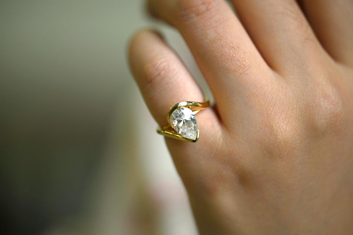 2.0CT Pear Cut Tension Lab Grown Diamond Engagement Ring, Minimalist Wedding Ring