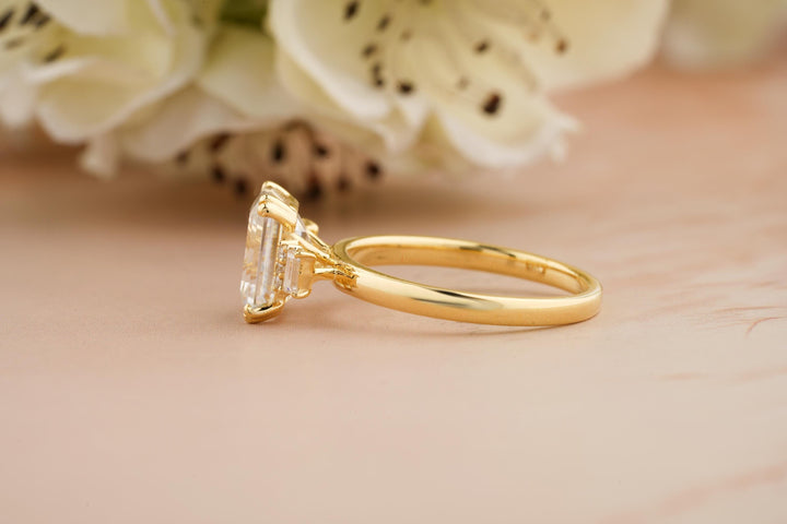 2.50CT Emerald Cut 3 Stone Lab Grown Diamond Engagement Ring For Women