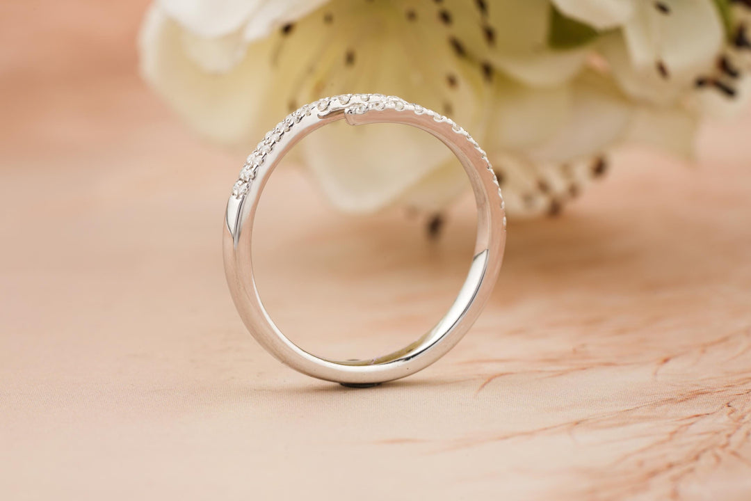0.35CT Round Cut Open CVD EF/VVS Diamond Wedding Band For Women