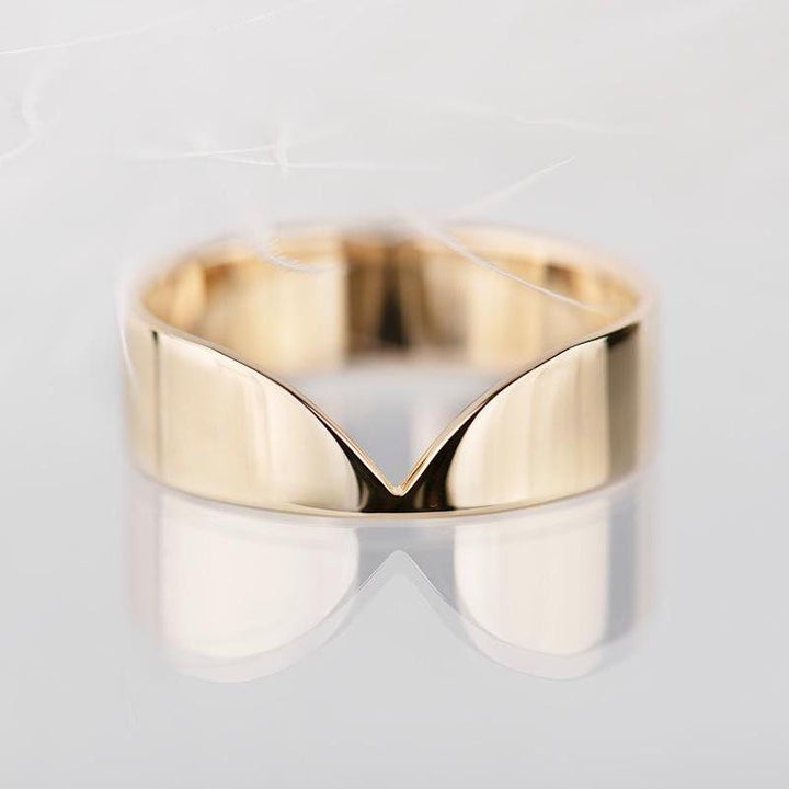 18K Solid Gold V Shape Matching Plain Wedding Band