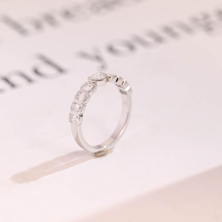 1.5CT Heart & Emerald Cut Bezel Set CVD EF/VVS Diamond Wedding Band For Women
