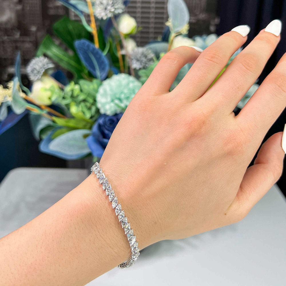 Marquise Cut Moissanite Diamond Tennis Bracelet In White Gold
