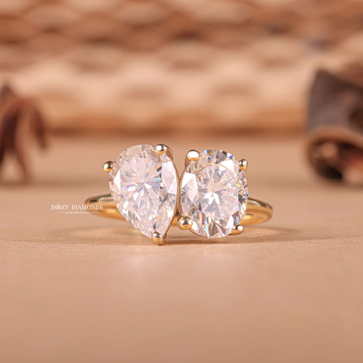 Pear & Oval Cut Lab Grown Diamond E/VS2 Toi et Moi Engagement Ring - Doozy Diamonds