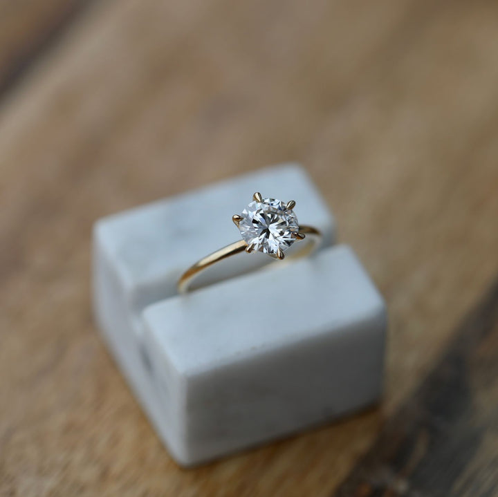 E color diamond ring