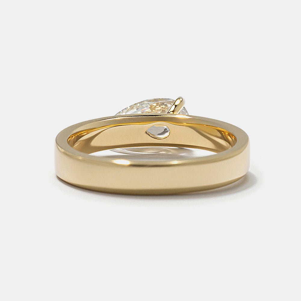 luxury engagement ring, bridal ring, proposal ring, handcrafted engagement ring, luxury bridal ring, wedding ring style, refined engagement ring, premium engagement ring, fine jewelry