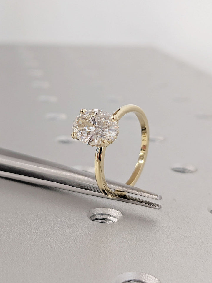oval diamond wedding jewelry,