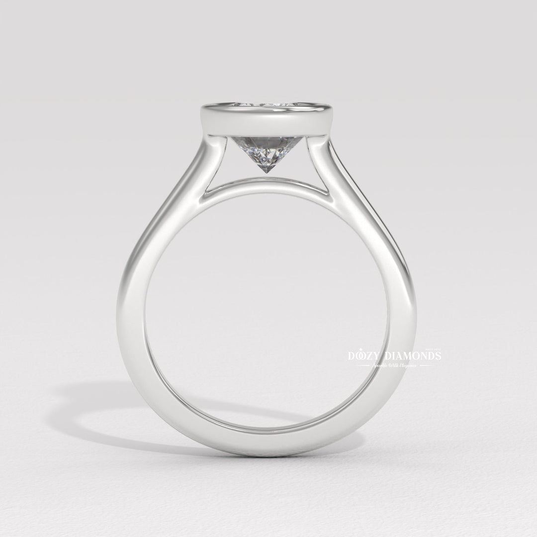 premium wedding accessory, artisan engagement jewelry, luxury statement ring, bridal glamour jewelry, wedding milestone ring, handcrafted luxury jewelry, exclusive engagement accessory, signature