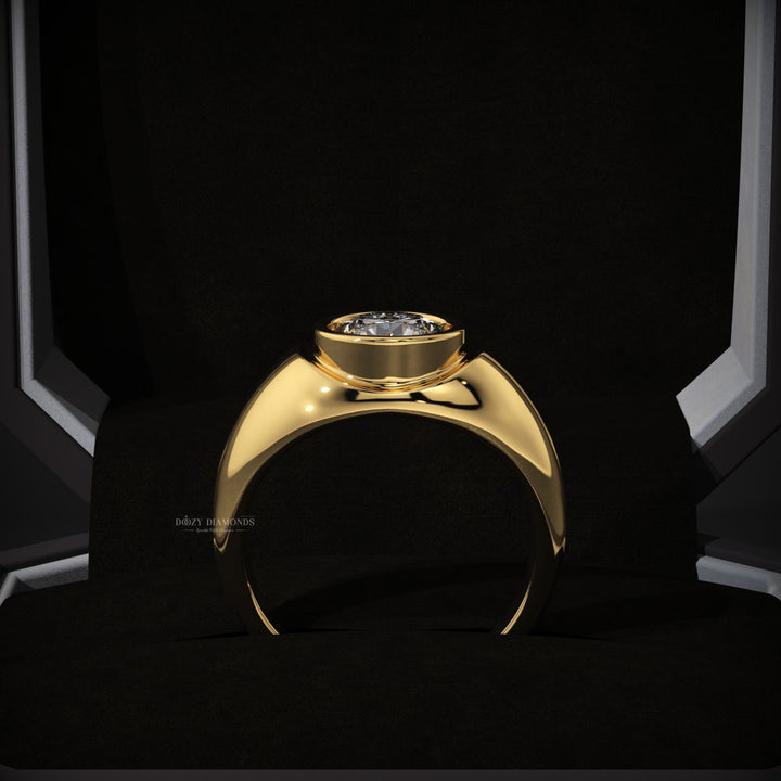 handcrafted diamond ring
fine jewelry engagement ring
women’s bridal ring
unique engagement ring
round cut lab diamond