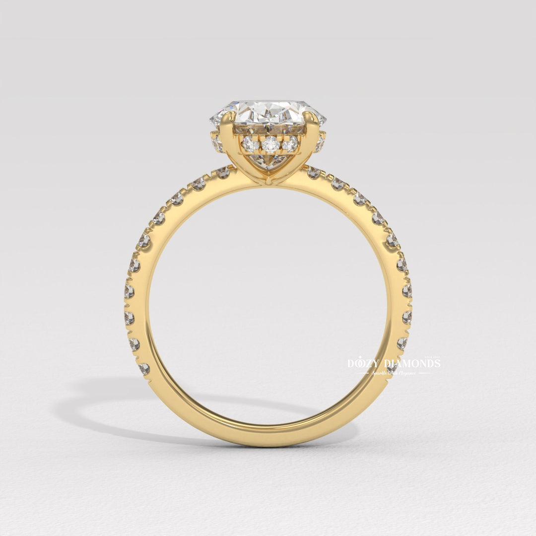 oval diamond solitaire