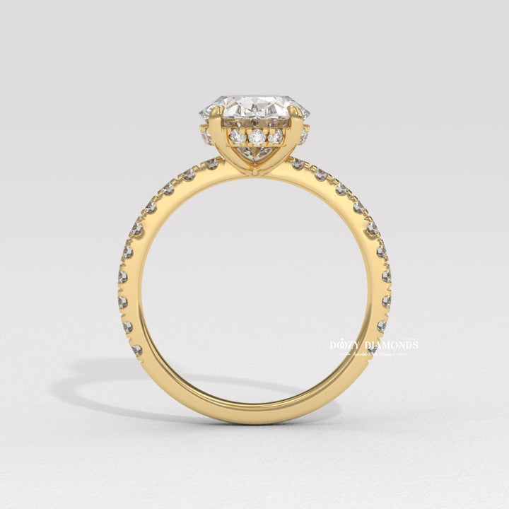 oval diamond solitaire