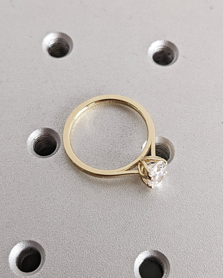 refined diamond proposal ring