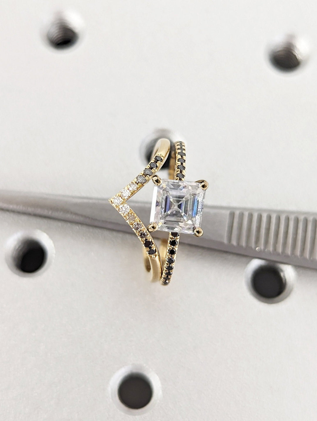 dazzling bridal engagement ring,