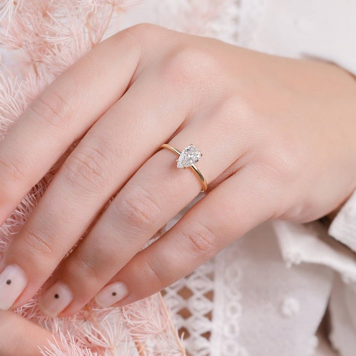 contemporary engagement ring