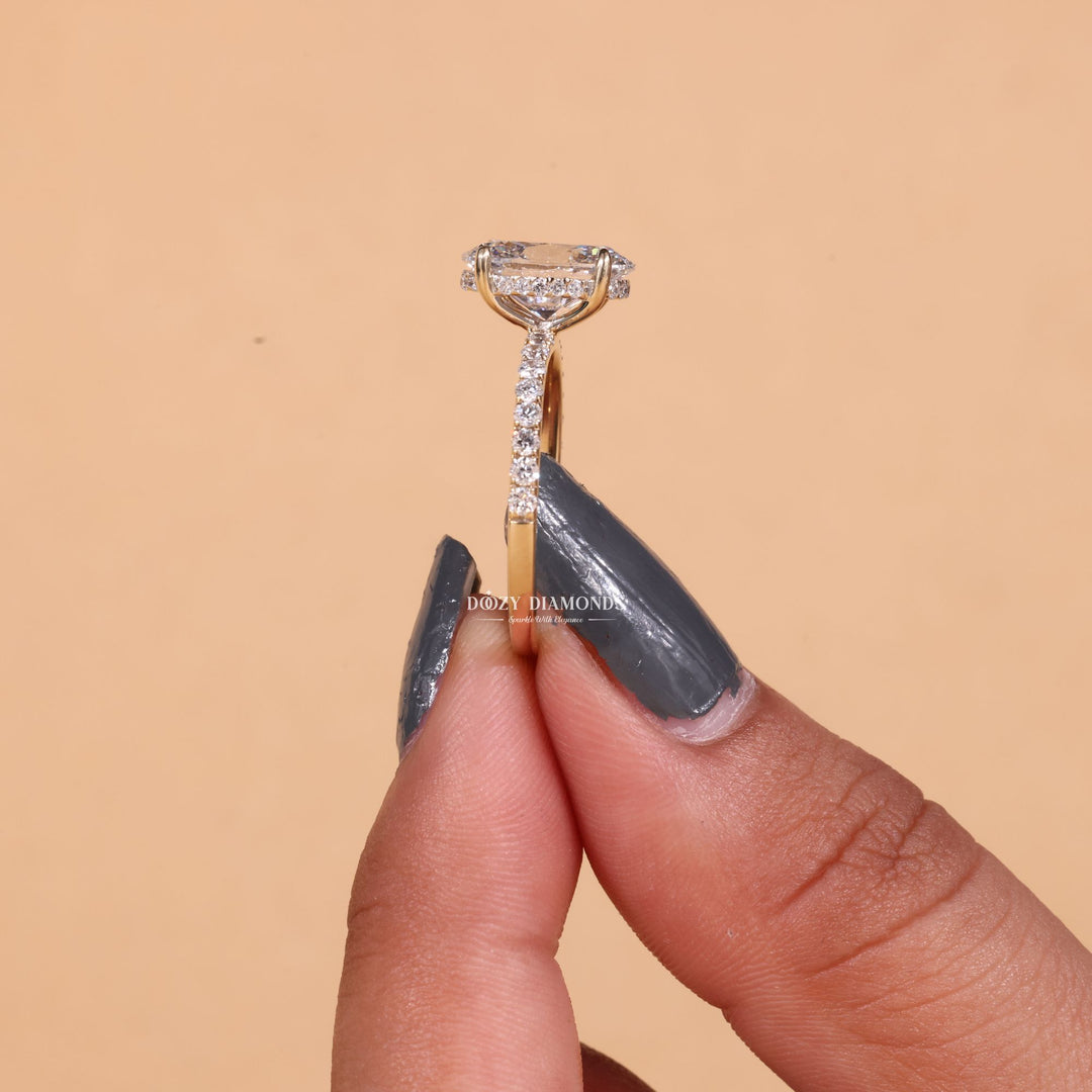2.50CT - 3.50CT Oval Cut E/VS2 Lab Grown Hidden Halo Diamond Engagement Ring - Doozy Diamonds