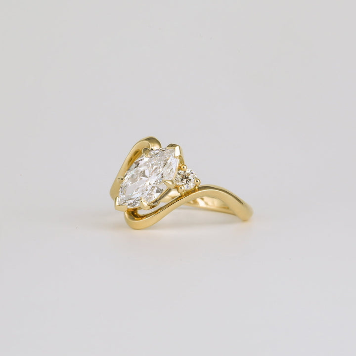 1.0CT-2.0CT Marquise Cut Lab Grown Diamond Unique Engagement Ring