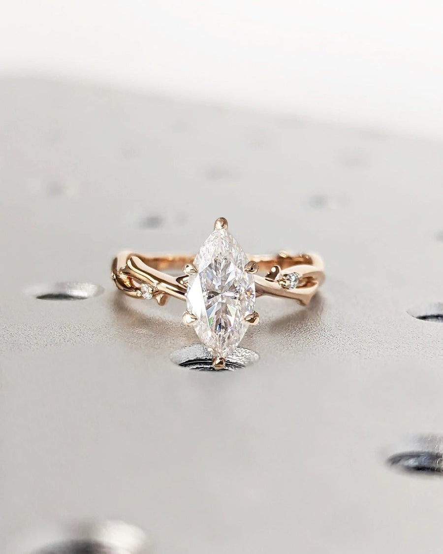 diamond anniversary ring,