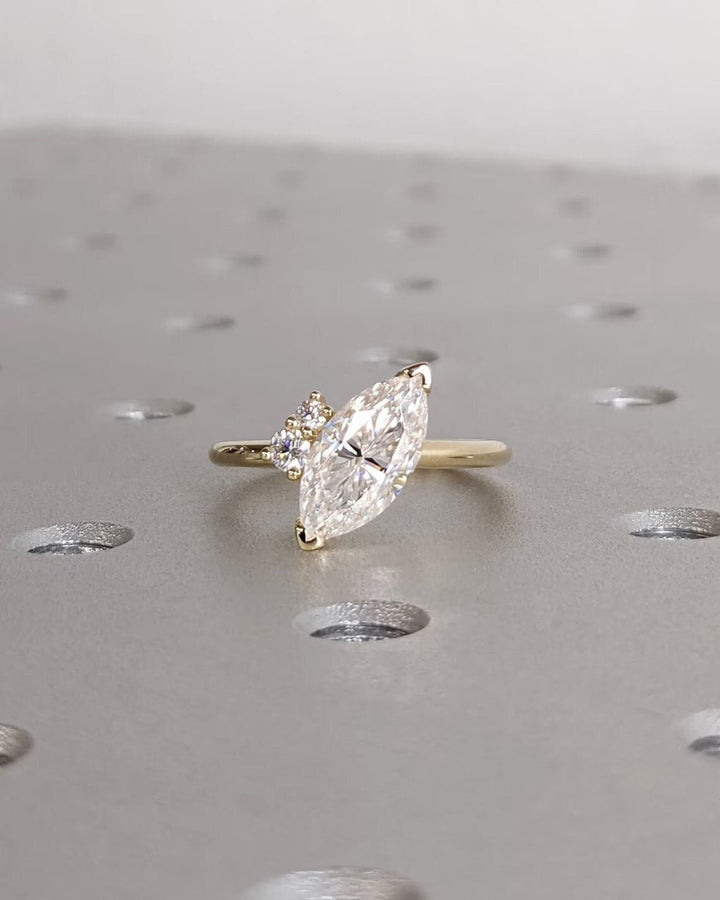 elegant diamond setting,