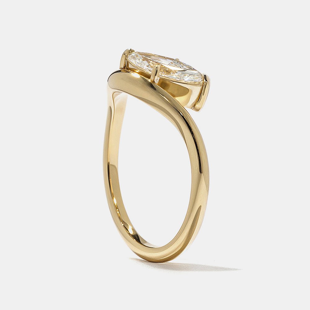 marquise oval toi et moi ring, marquise and oval engagement ring, luxury two stone ring, marquise proposal ring, oval proposal ring, engagement ring for her, bridal jewelry, wedding jewelry, luxury jewelry gift,