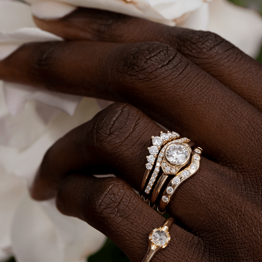 Round Diamond CVD EF/VVS Flush Set Wave Wedding Band