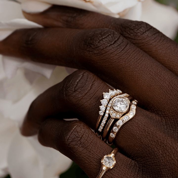 Round Diamond CVD EF/VVS Flush Set Wave Wedding Band