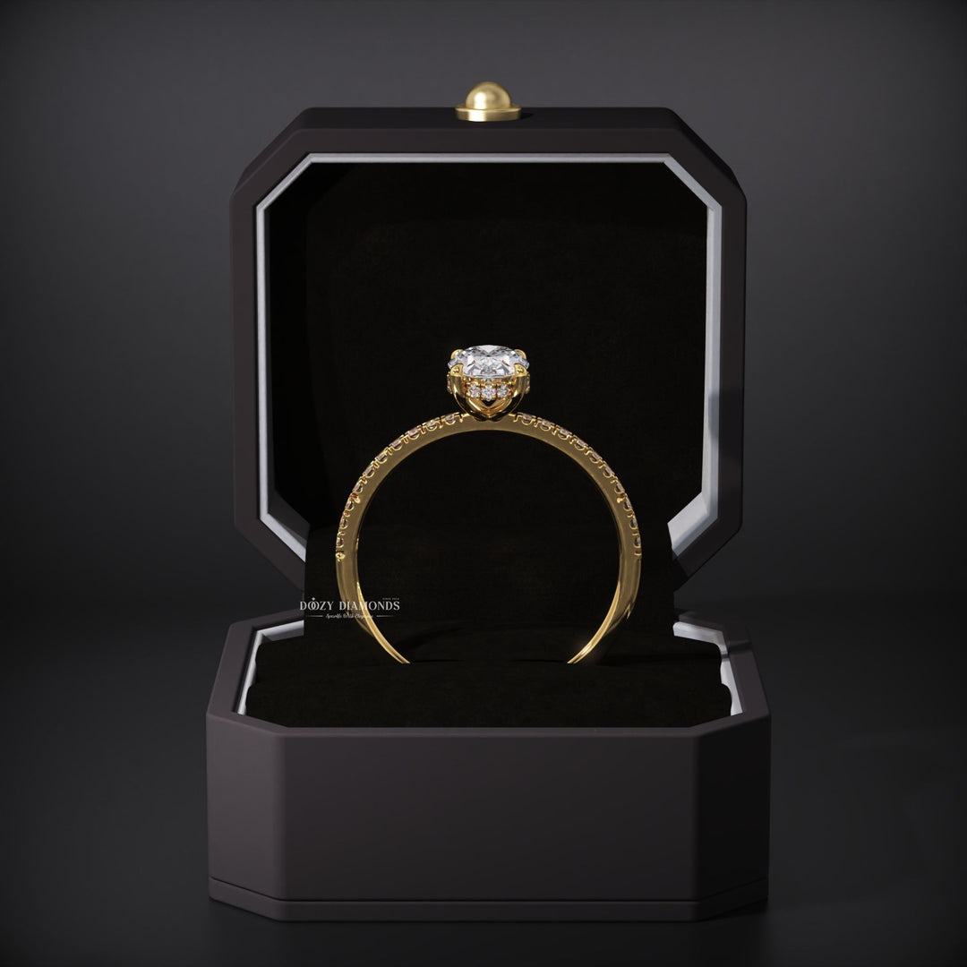 statement engagement ring
bridal jewelry ring
premium lab grown diamond
romantic bridal ring
sleek diamond ring
trendy engagement ring