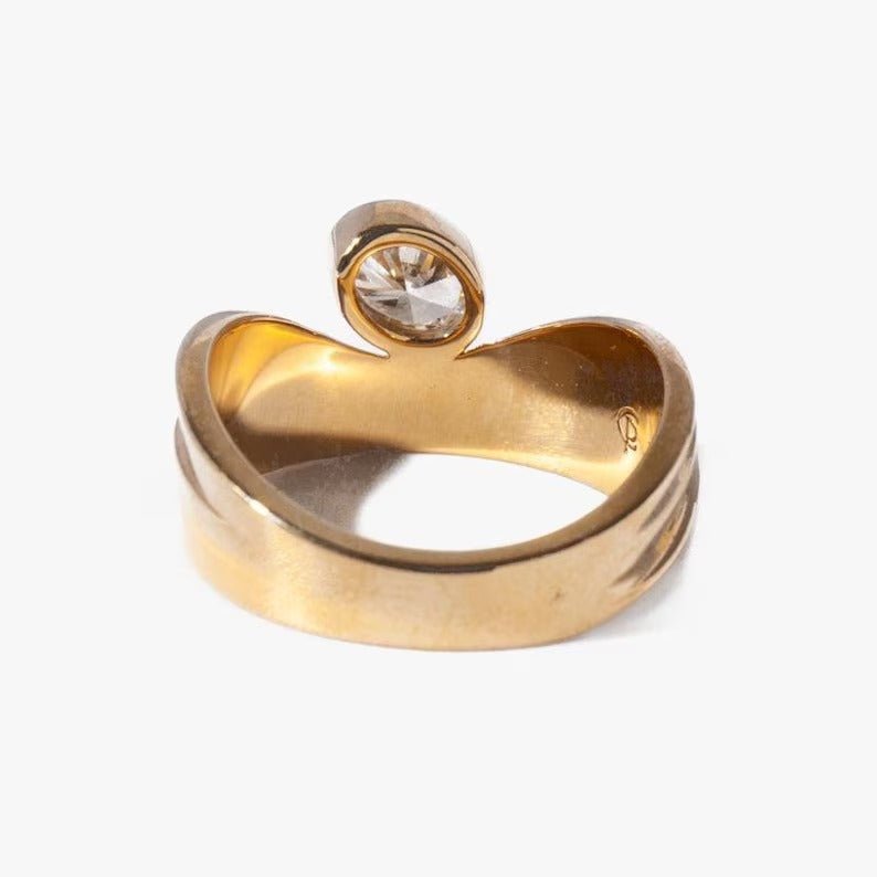 fine jewelry engagement ring, sophisticated ring setting, statement engagement ring, artistic engagement ring, signature engagement ring, modern bridal ring, unique bridal ring, luxury wedding ring, designer bridal ring, custom engagement ring, minimalist engagement ring,