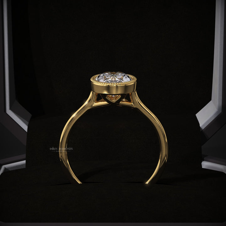 oval cut lab diamond
luxury lab diamond ring
modern vintage ring
fine jewelry engagement ring
handcrafted diamond ring
women’s bridal ring