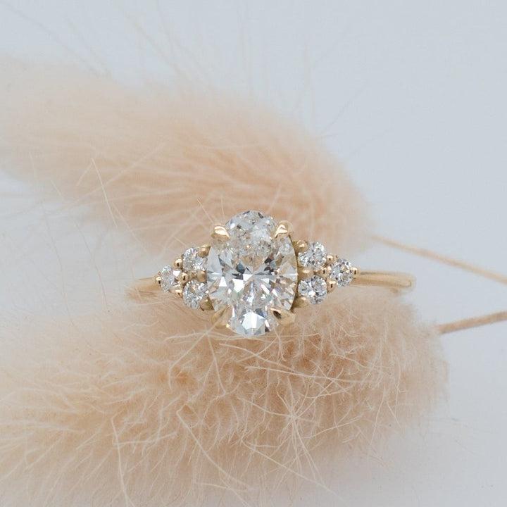 1.0CT Oval Cut Moissanite Cluster Diamond Engagement Ring