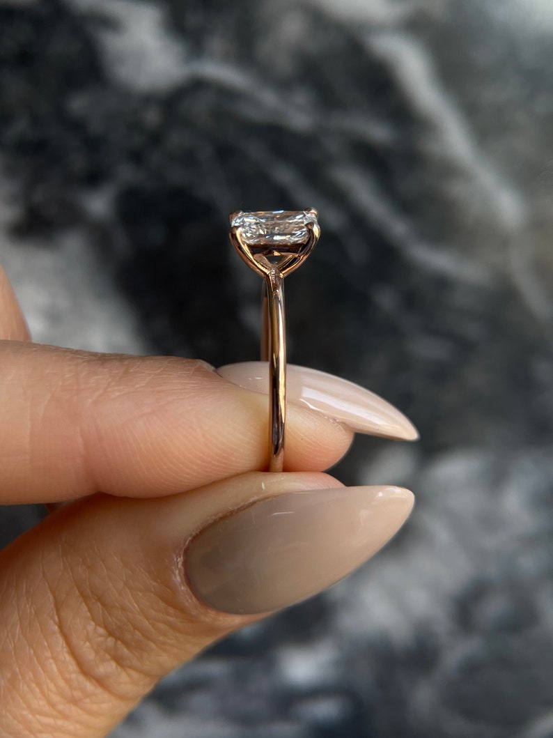 Radiant glamorous engagement ring, Radiant sophisticated engagement ring, Radiant trendy engagement ring, Radiant fashionable engagement ring, 