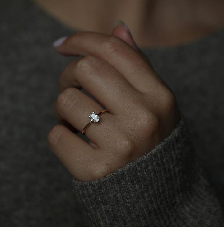 oval engagement ring USA