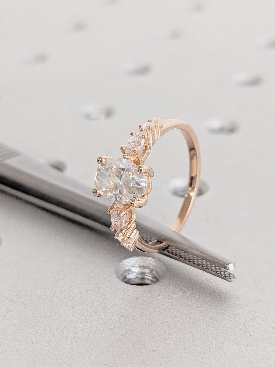 diamond promise ring, luxury wedding ring, bridal